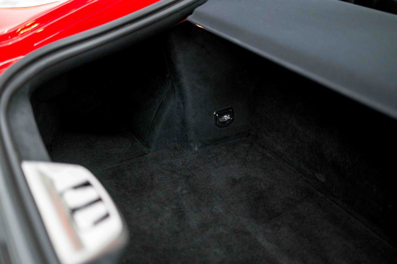 Used 2014 Ferrari F12 Berlinetta image 86