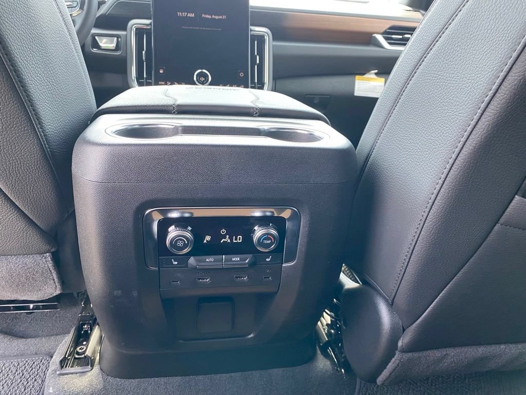 New 2026 GMC Yukon Denali w/ Advanced Technology Package AWD/4WD image 27