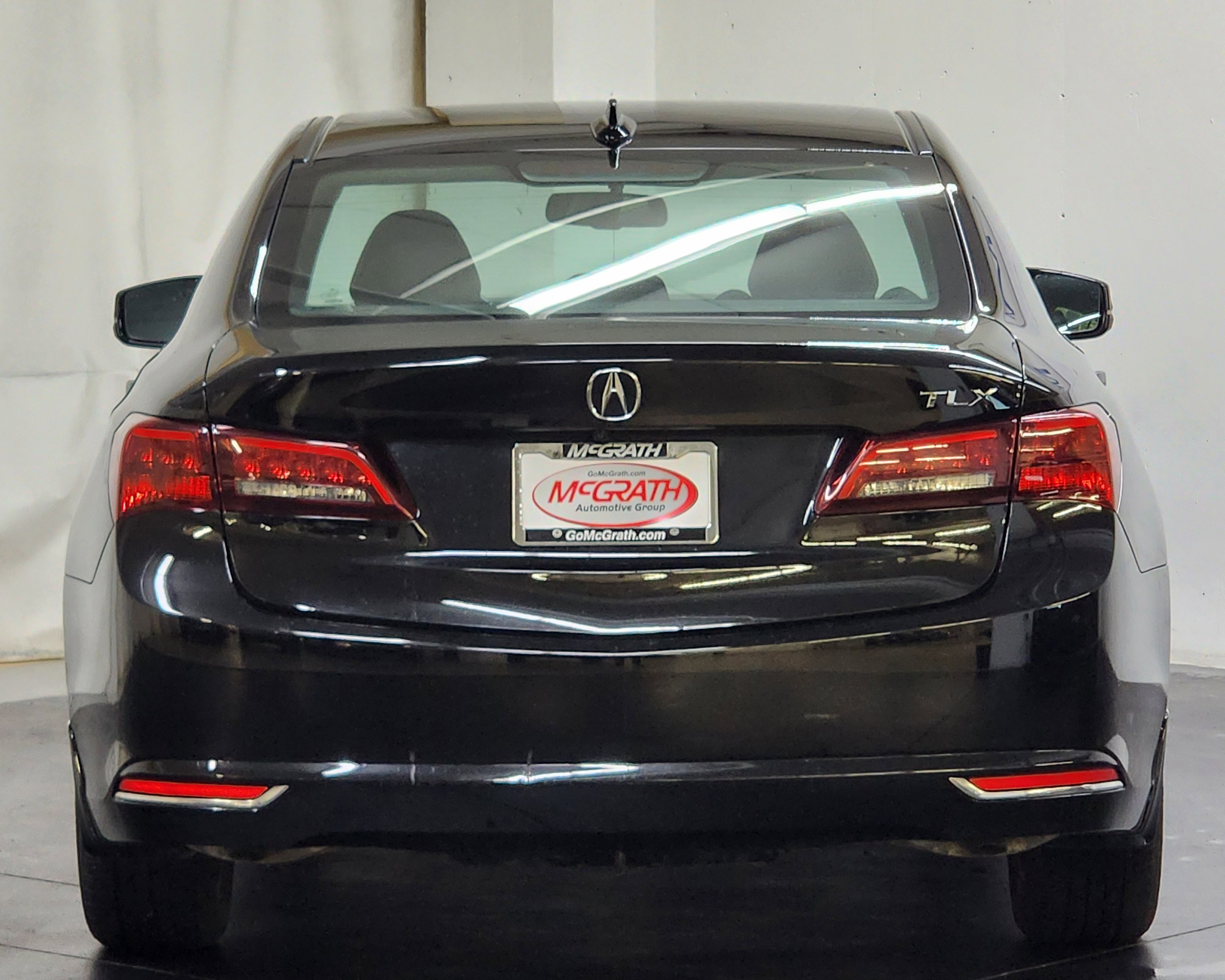 Used 2017 Acura TLX V6 image 5