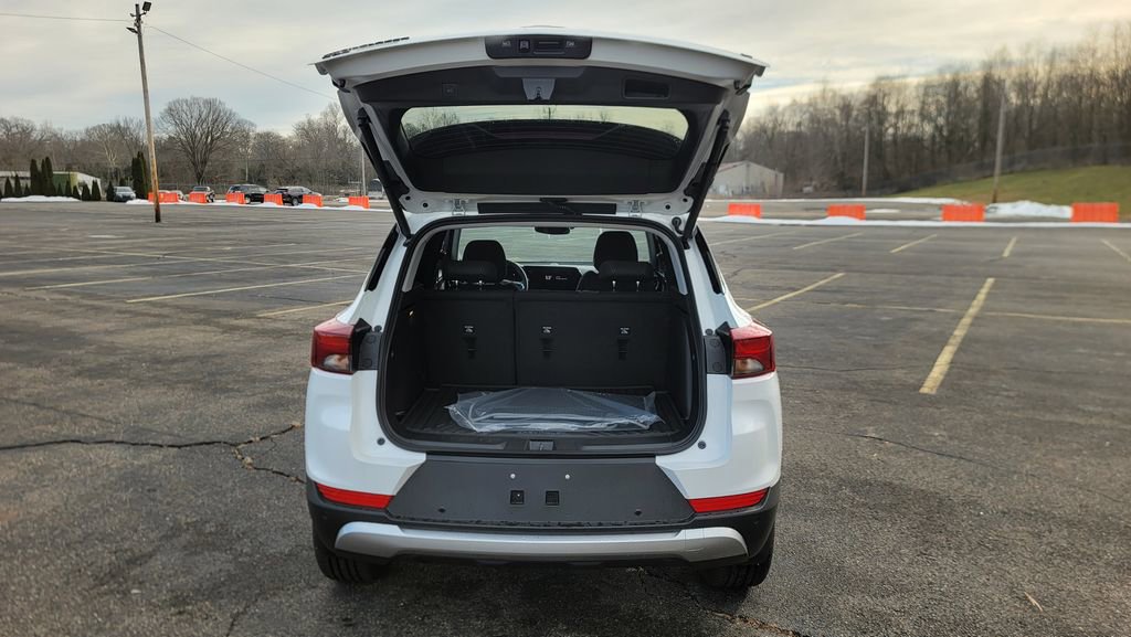New 2026 Chevrolet TrailBlazer LT w/ Convenience Package image 11