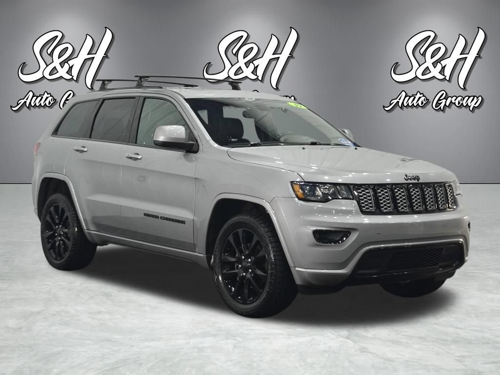 Used 2019 Jeep Grand Cherokee Altitude AWD/4WD image 2