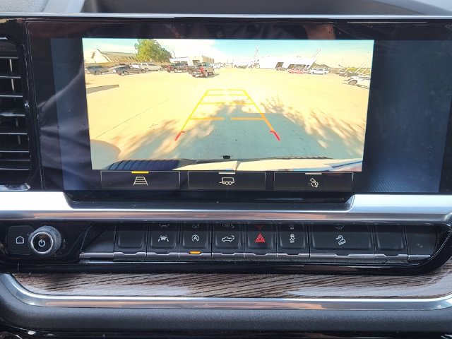 Used 2024 Chevrolet Silverado 1500 LT Trail Boss w/ Convenience Package II AWD/4WD image 6