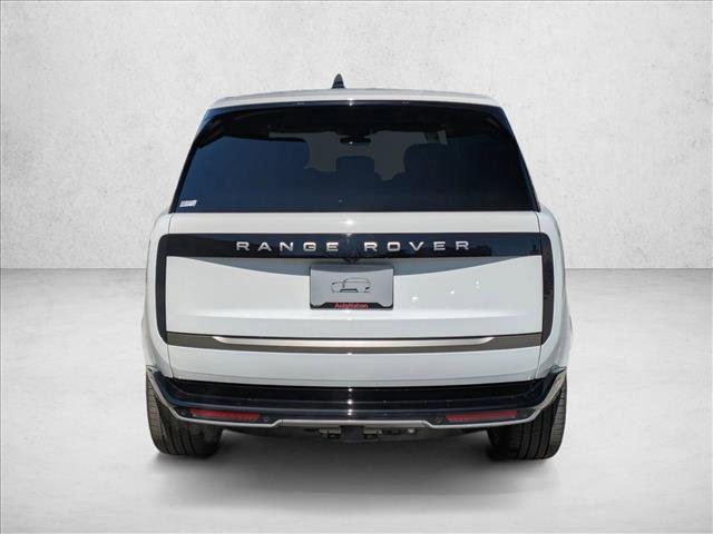 New 2026 Land Rover Range Rover Long Wheelbase SE AWD/4WD image 8