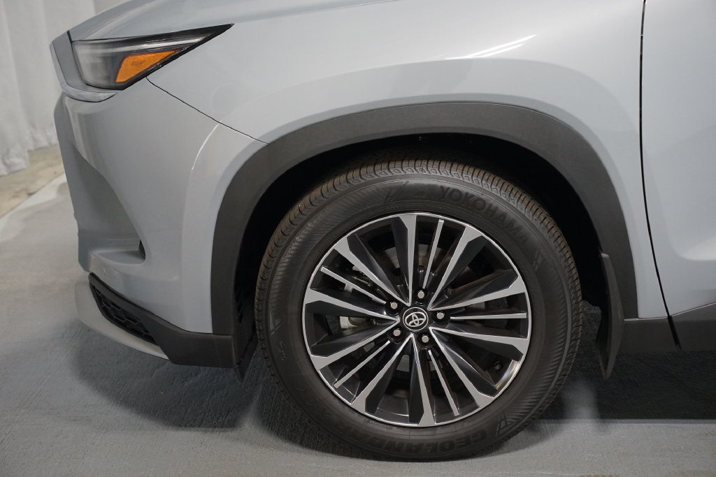 Used 2026 Toyota Grand Highlander AWD Hybrid image 5