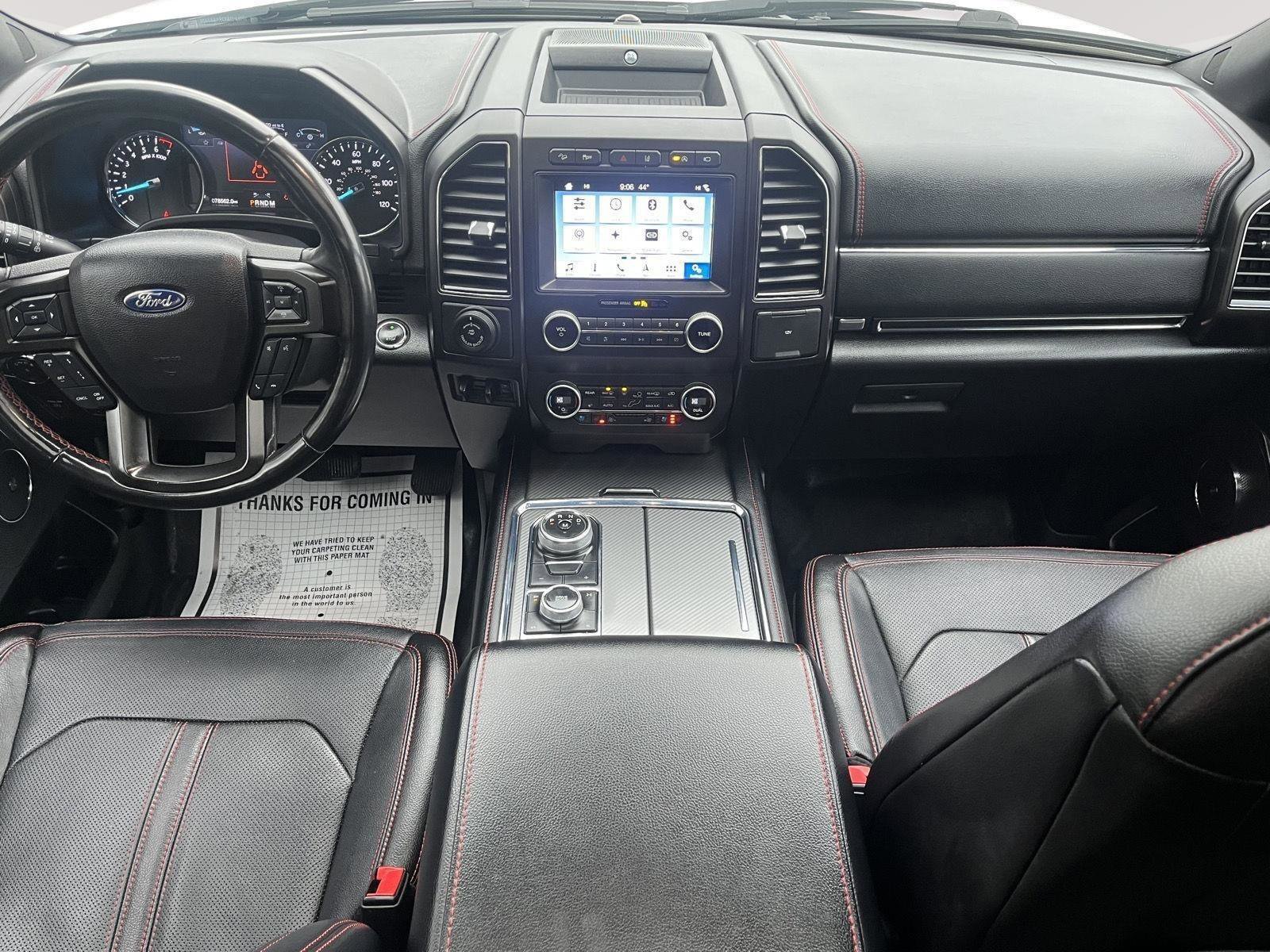 Used 2019 Ford Expedition Limited w/ Equipment Group 303A AWD/4WD image 16