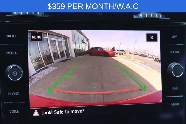 Used 2018 Volkswagen GTI SE image 36