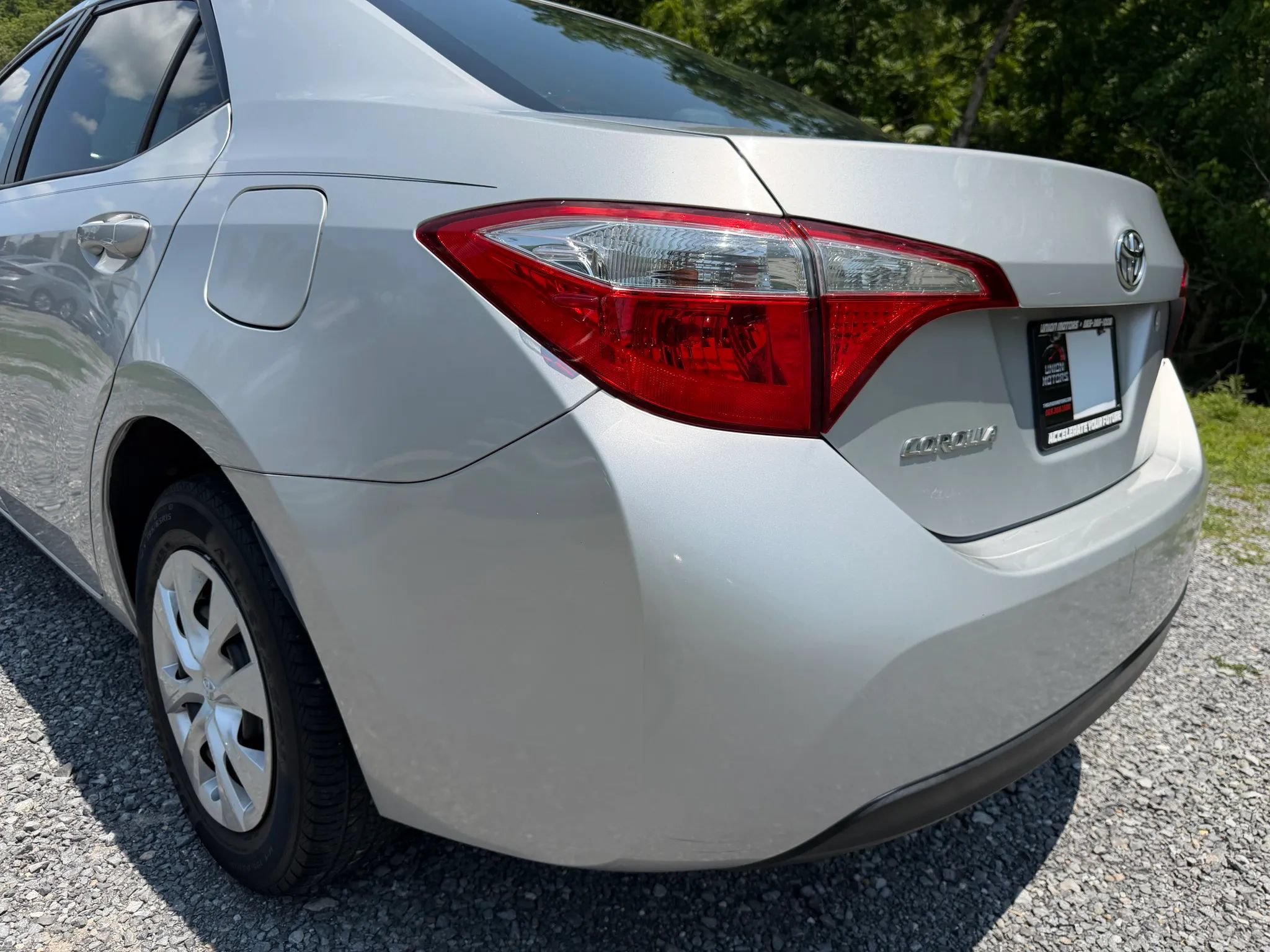 Used 2016 Toyota Corolla L FWD image 14