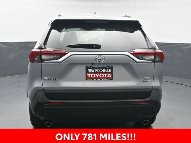 Certified 2025 Toyota RAV4 LE AWD/4WD image 5