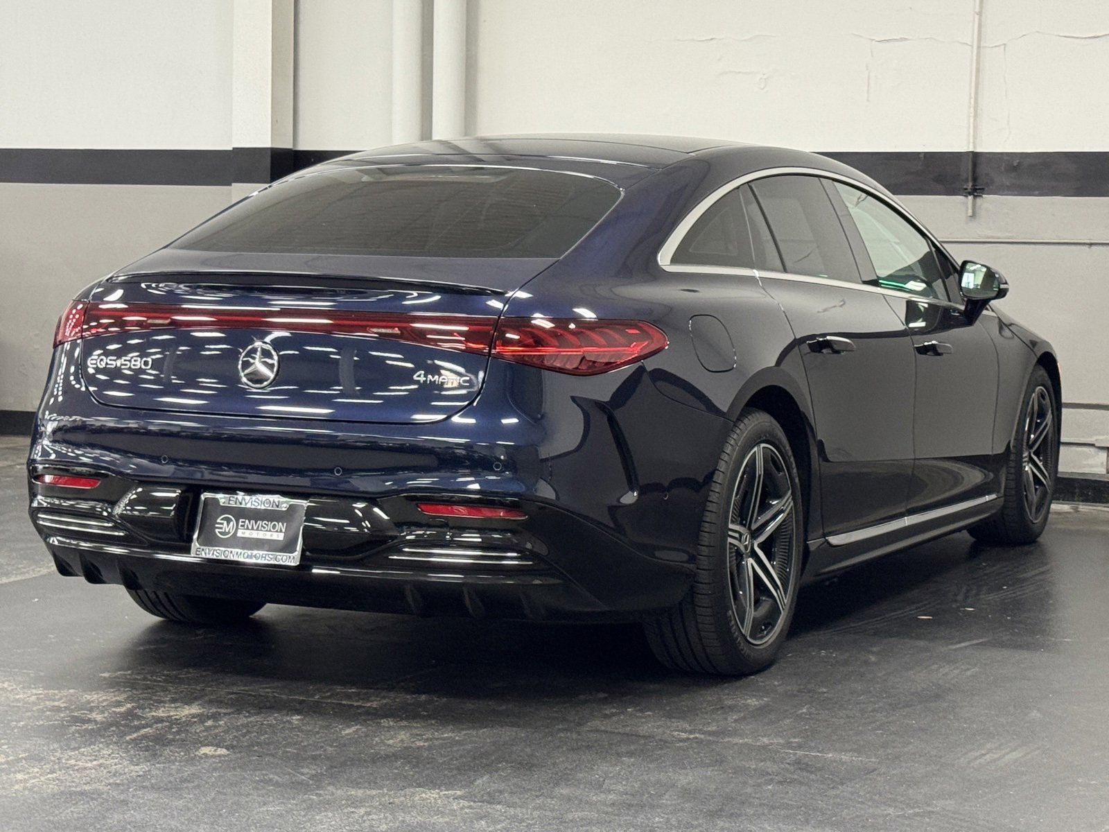 Used 2023 Mercedes-Benz EQS 580 4MATIC Sedan image 11