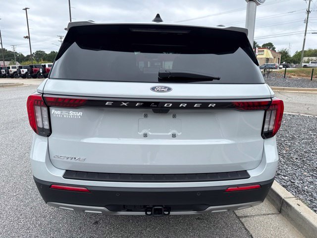New 2027 Ford Explorer Active w/ Active Comfort Package RWD image 10