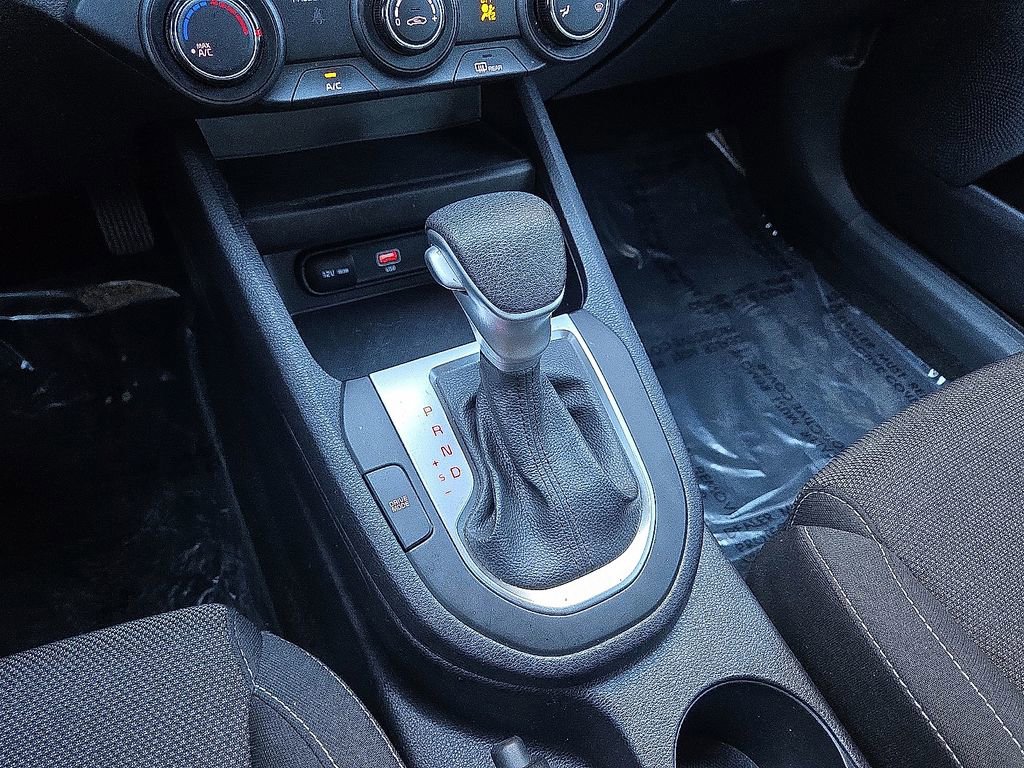 Used 2024 Kia Forte LXS image 29