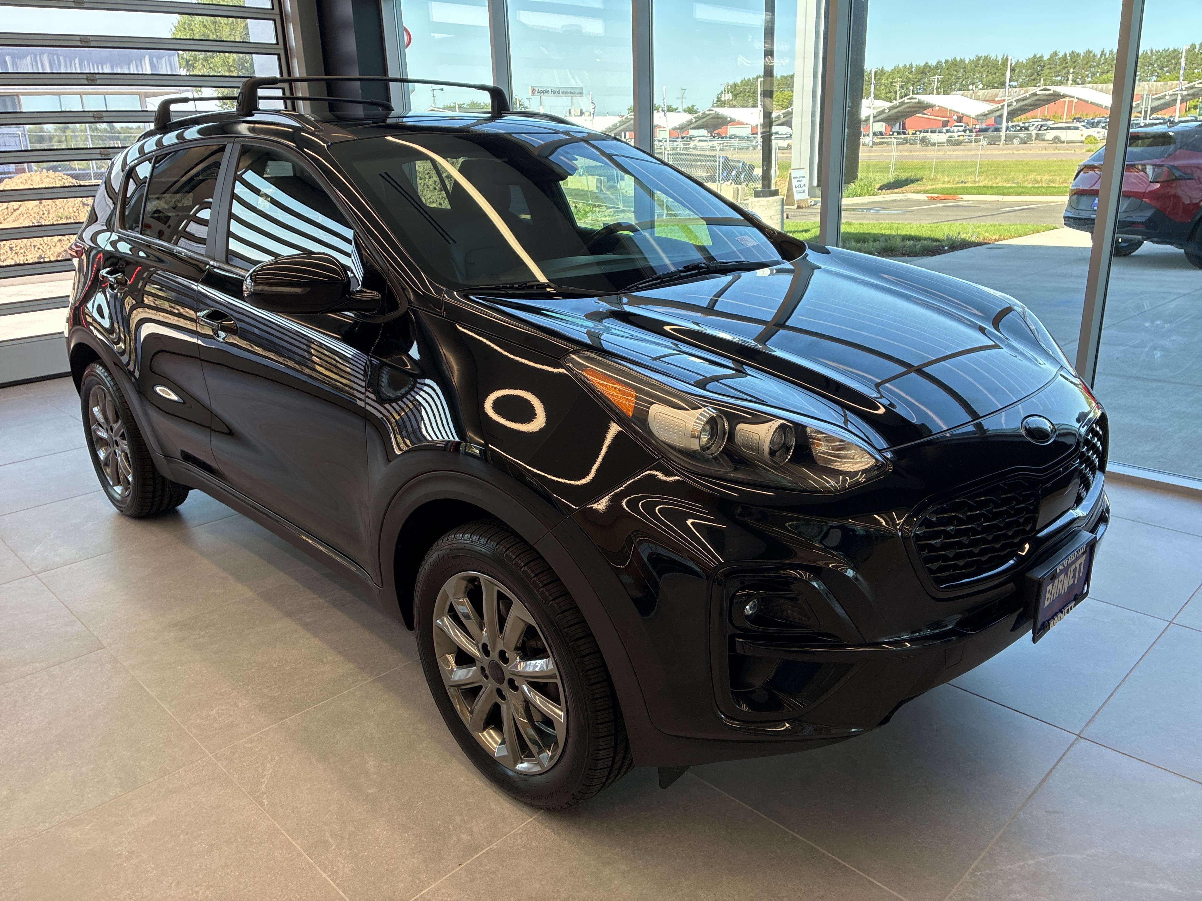 Certified 2022 Kia Sportage Nightfall Edition w/ Nighfall AWD Premium Package image 2