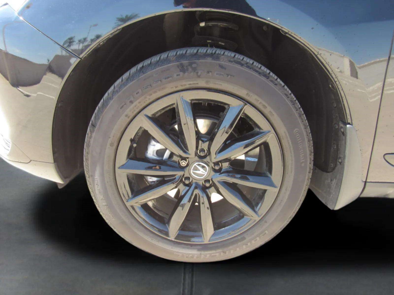 Used 2025 Acura RDX SH-AWD image 4