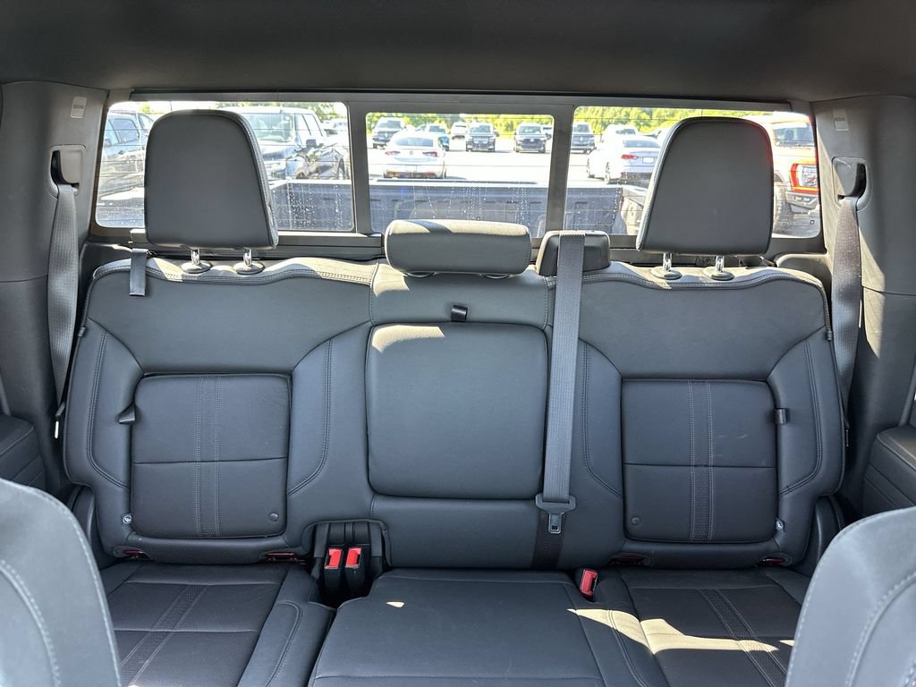 Used 2023 Chevrolet Silverado 1500 High Country AWD/4WD image 13