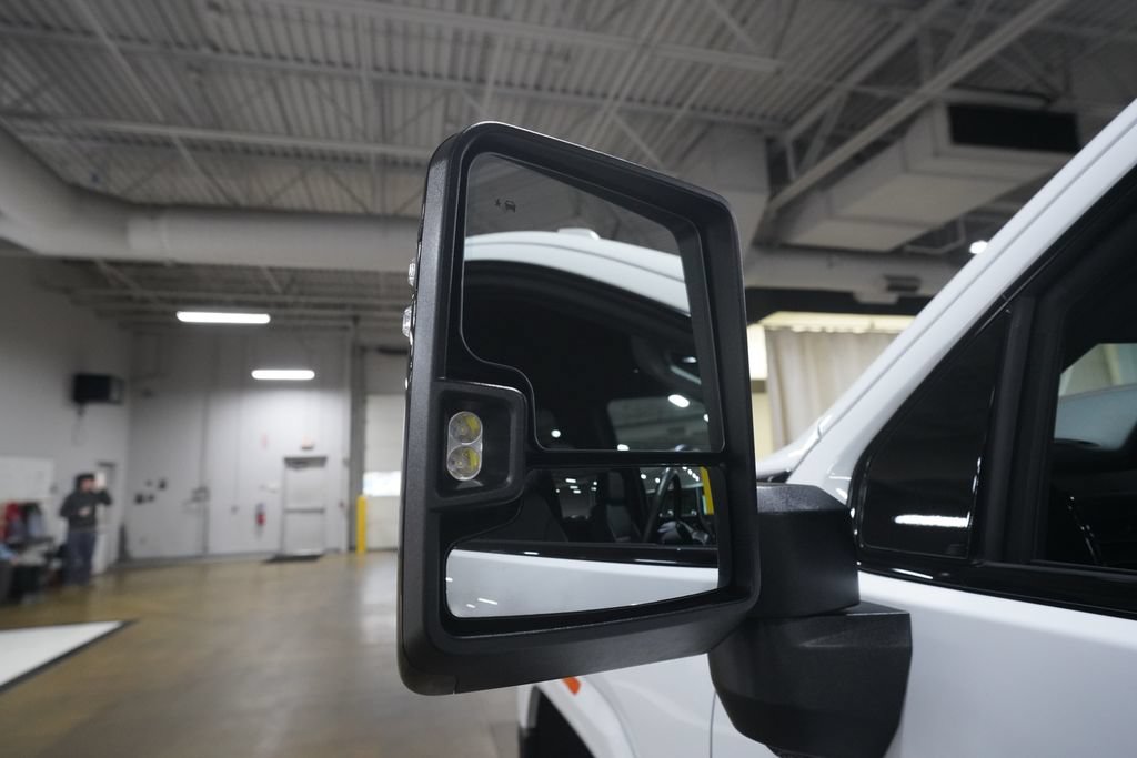 Used 2025 GMC Sierra 2500 AT4 w/ AT4 Preferred Package AWD/4WD image 23