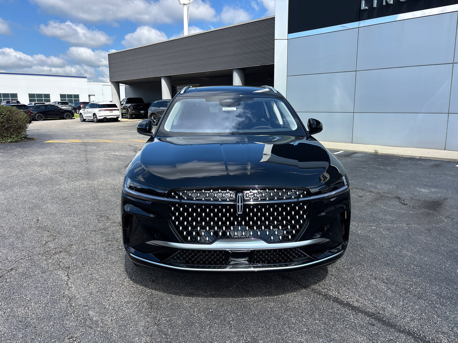 New 2026 Lincoln Nautilus Reserve AWD/4WD image 2