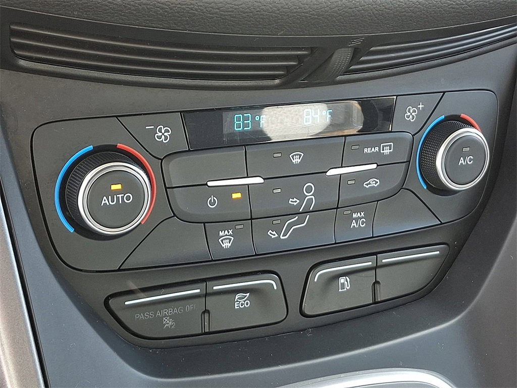 Used 2017 Ford C-MAX SE image 16