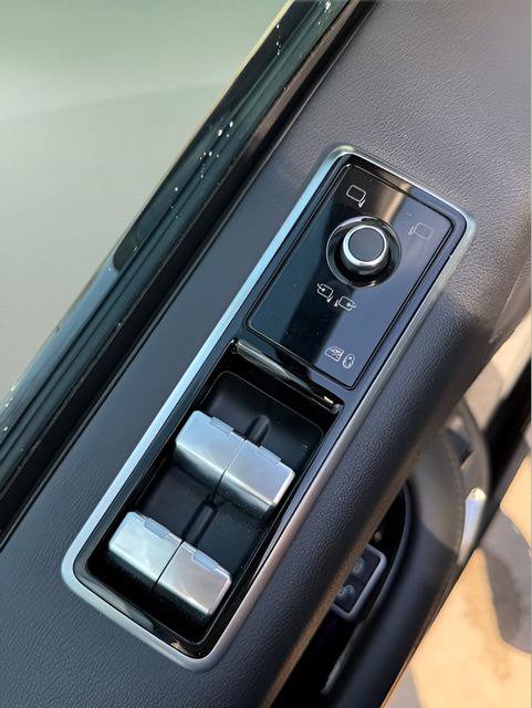 Used 2020 Land Rover Range Rover HSE AWD/4WD image 21