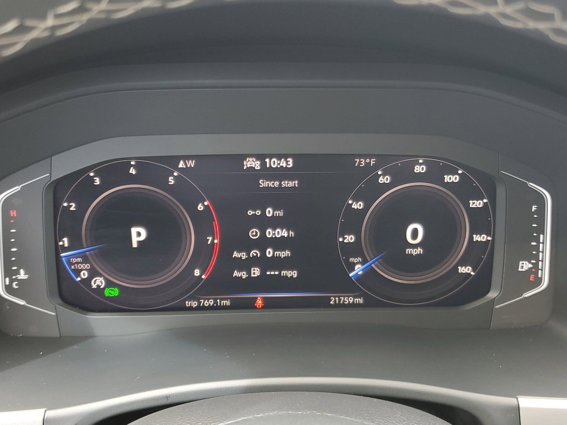 Used 2022 Volkswagen Atlas Cross Sport SE w/ Panoramic Sunroof Package image 26