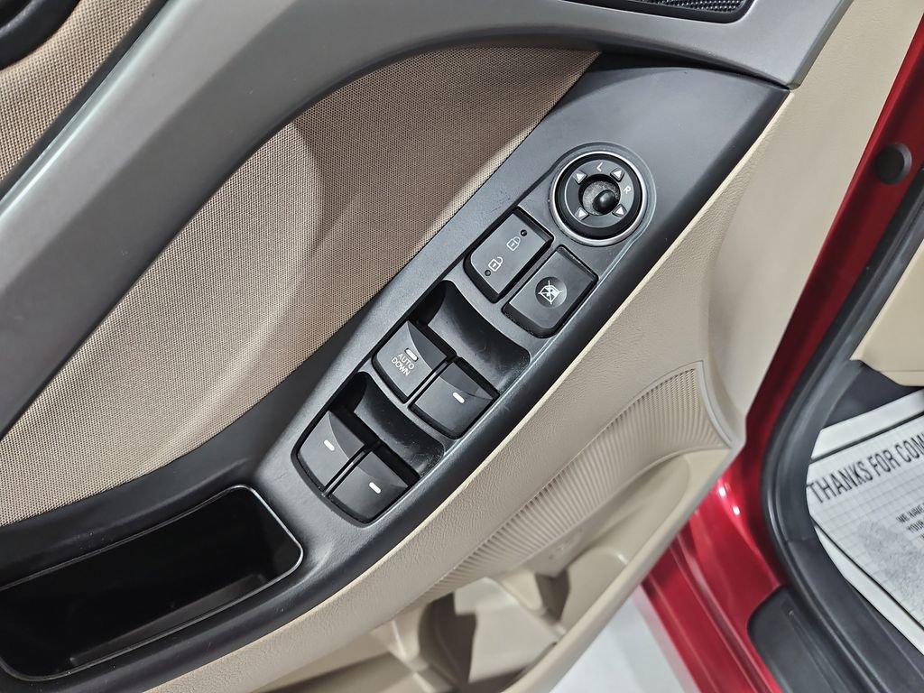 Used 2014 Hyundai Elantra SE w/ Option Group 02 image 12