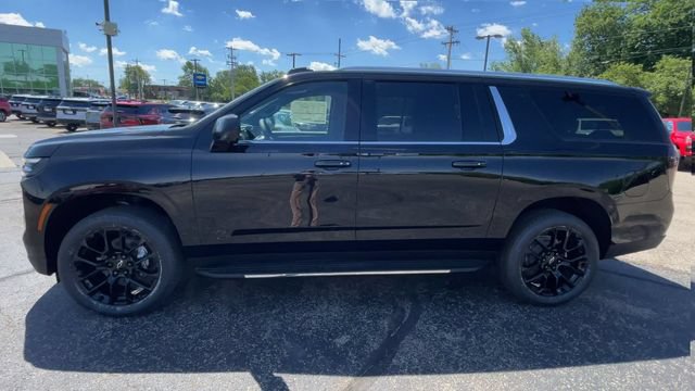 New 2026 Chevrolet Suburban LS w/ LPO, Dark Essentials Package AWD/4WD image 7