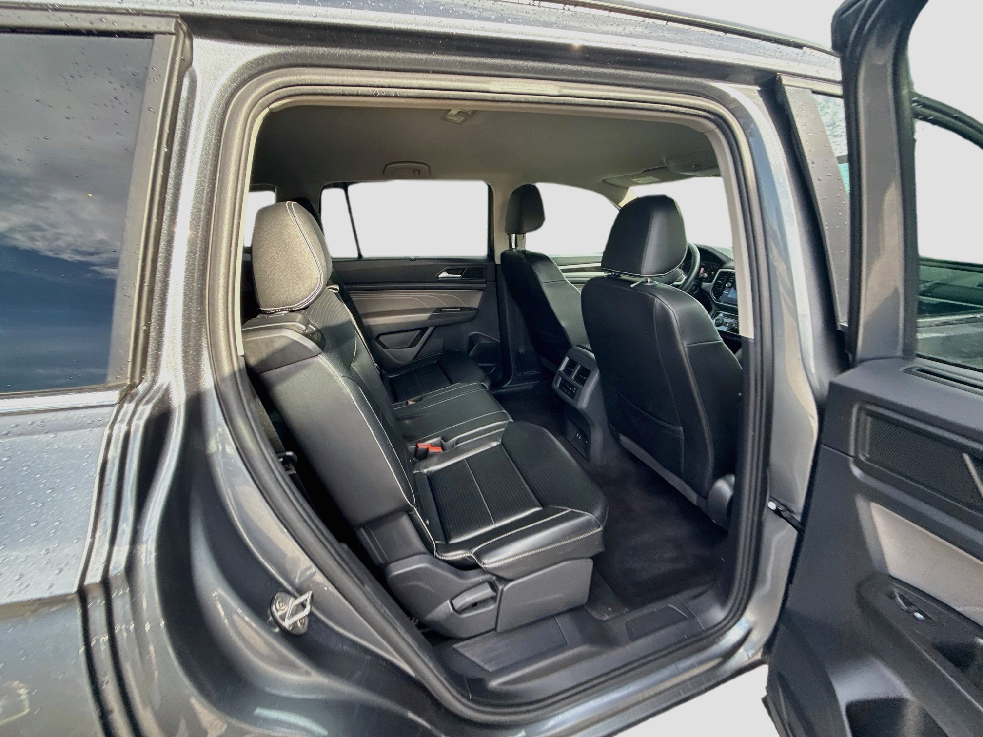 Used 2022 Volkswagen Atlas SE FWD image 28