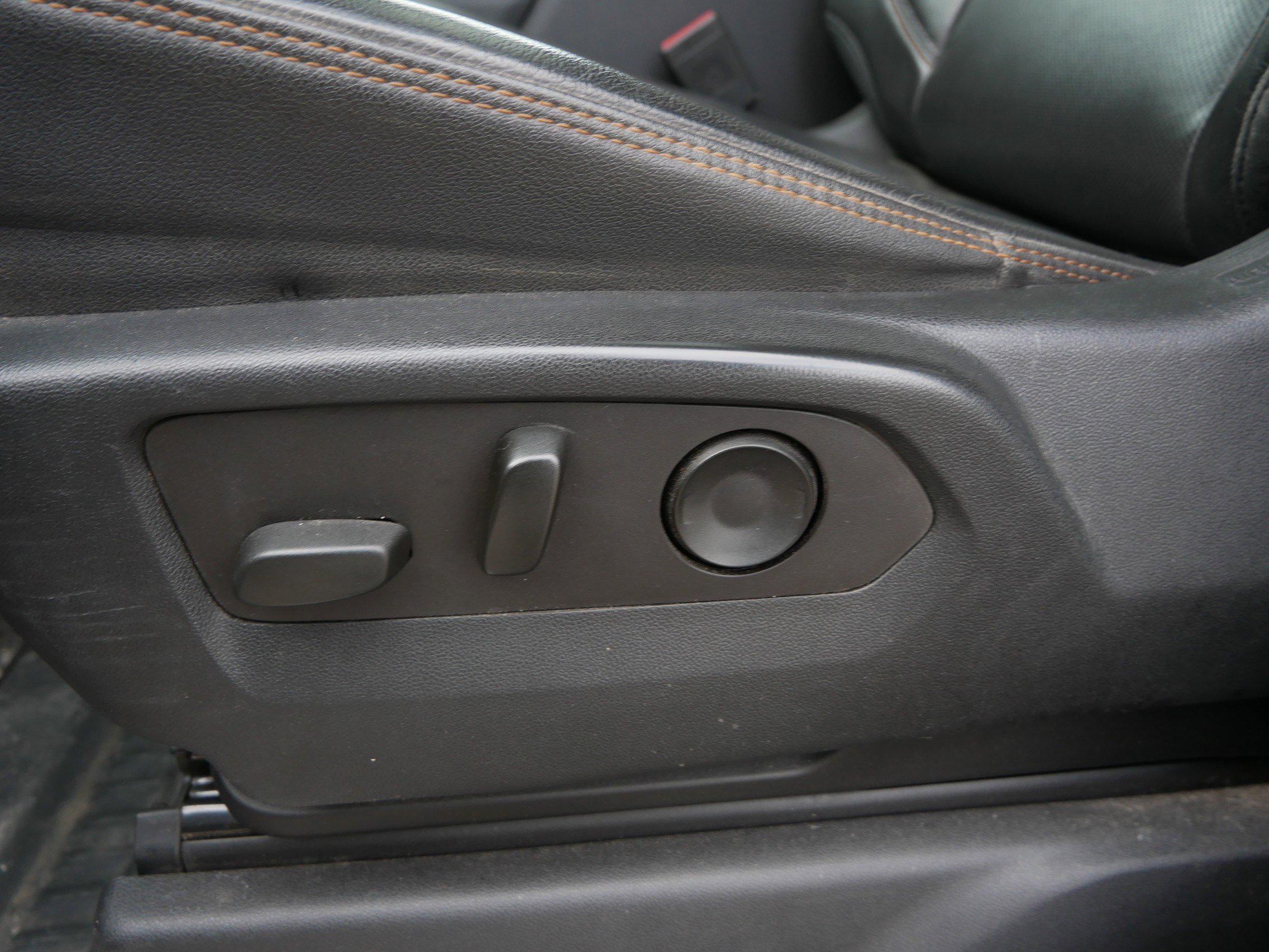 Used 2022 GMC Sierra 1500 AT4 w/ AT4 Premium Package image 27