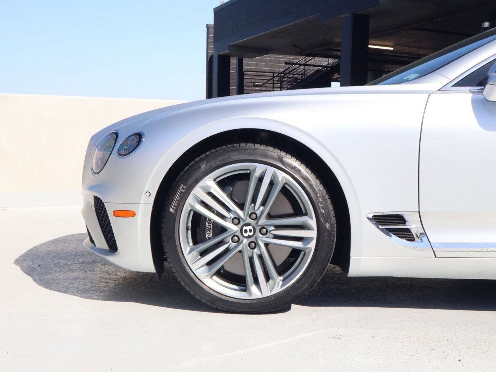 Certified 2023 Bentley Continental GT Mulliner AWD/4WD image 6