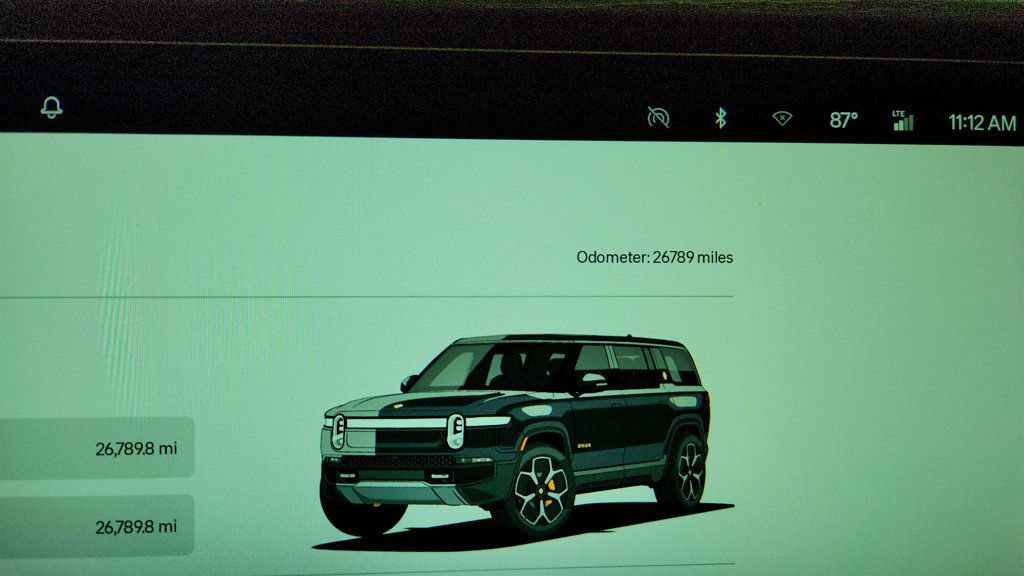 Used 2023 Rivian R1S Adventure AWD/4WD image 15