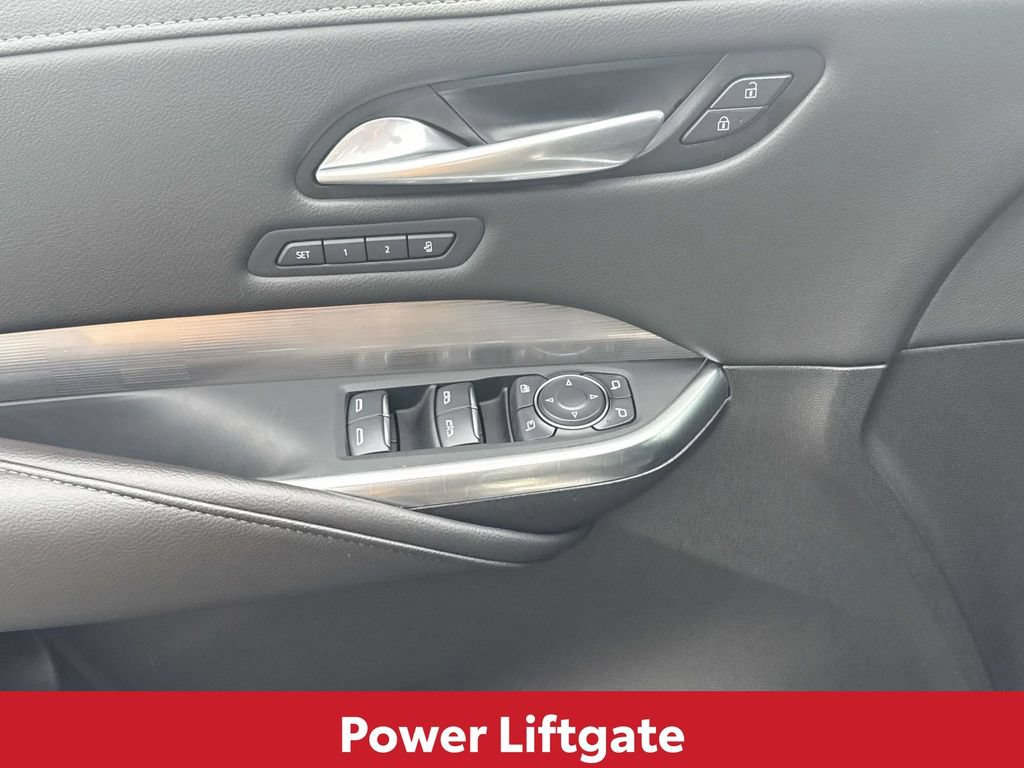 Used 2025 Cadillac XT4 Premium Luxury FWD image 15