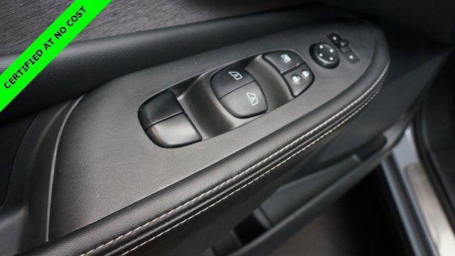 Used 2024 Nissan Murano SV w/ SV Midnight Edition Package image 29