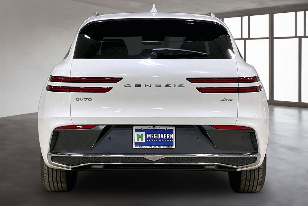 Used 2026 Genesis GV70 2.5T image 5