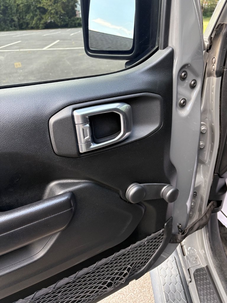 Used 2021 Jeep Wrangler Sport AWD/4WD image 11