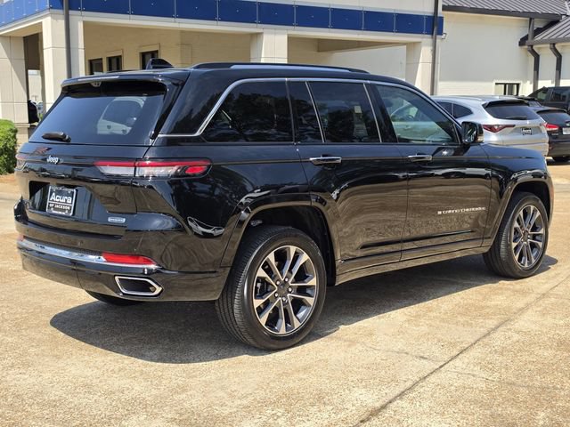 Used 2023 Jeep Grand Cherokee Overland w/ Luxury Tech Group IV RWD image 5
