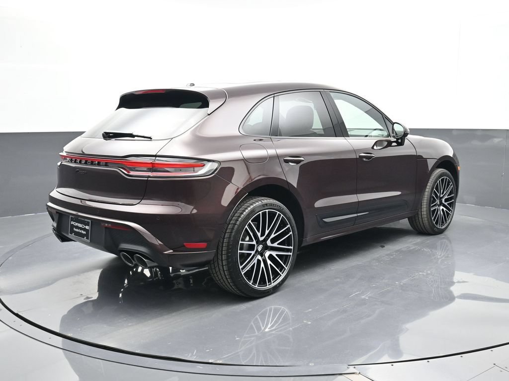 Certified 2026 Porsche Macan AWD/4WD image 26