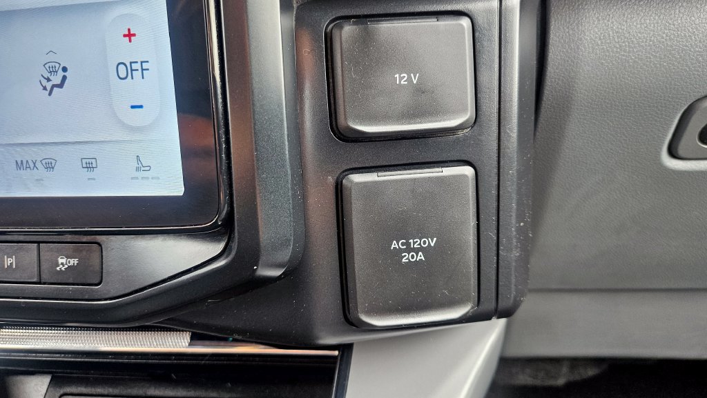 Used 2024 Ford F150 Lightning Flash AWD/4WD image 42