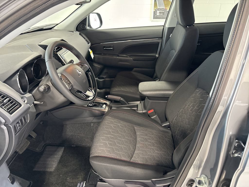 New 2026 Mitsubishi Outlander Sport LE AWD/4WD image 11