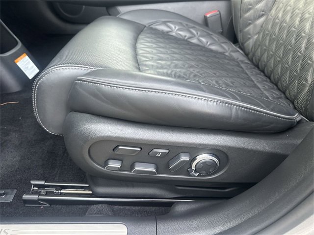 Used 2024 Genesis GV60 Performance image 12