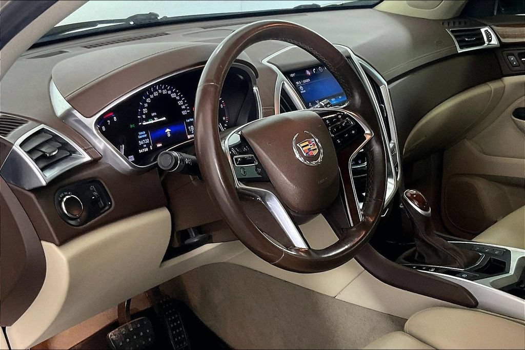Used 2016 Cadillac SRX Luxury w/ Driver Awareness Package FWD image 16
