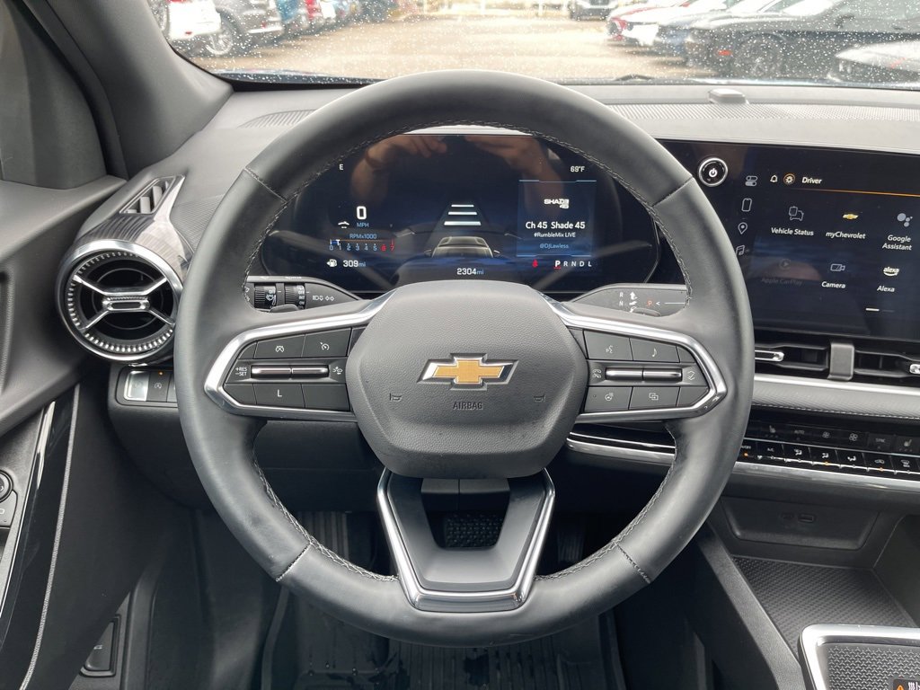 Used 2025 Chevrolet Equinox LT w/ Convenience Package II image 10