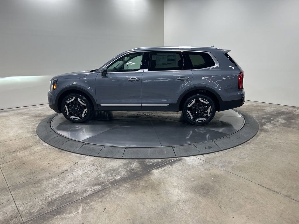New 2025 Kia Telluride S image 8