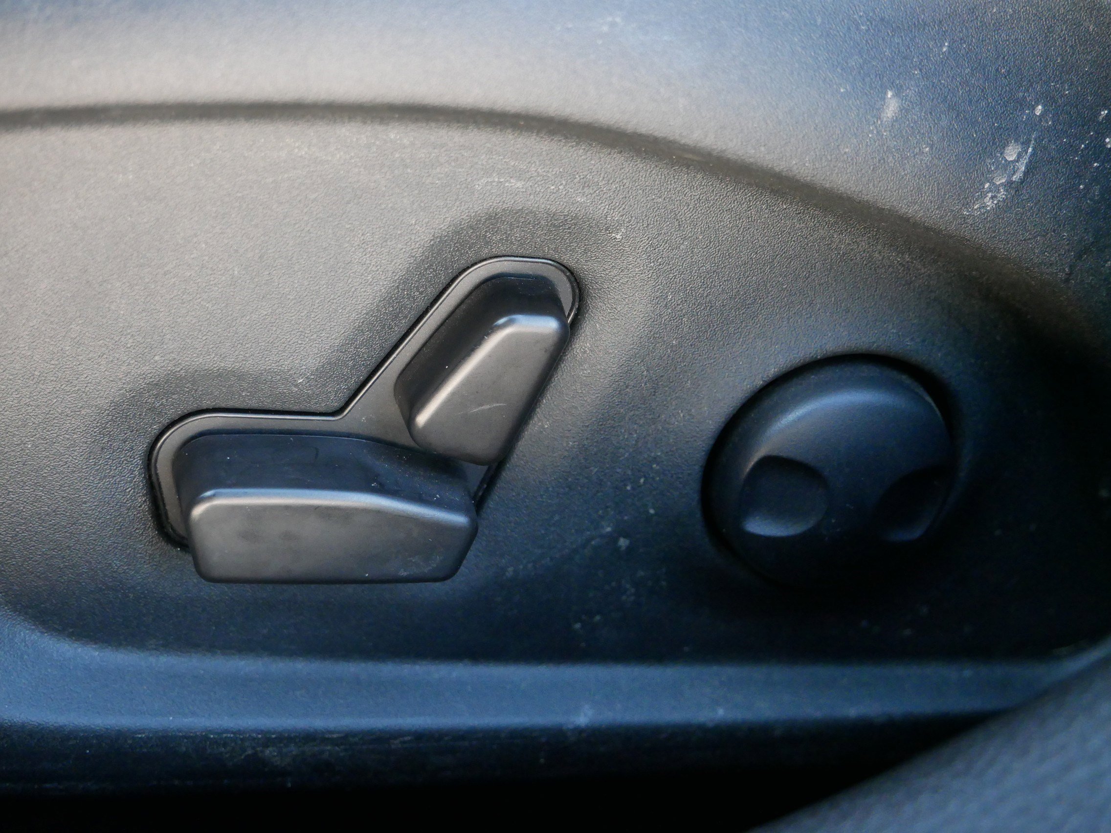 Used 2024 Jeep Compass Limited image 19