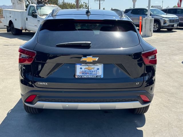 New 2026 Chevrolet Trax LT FWD image 4