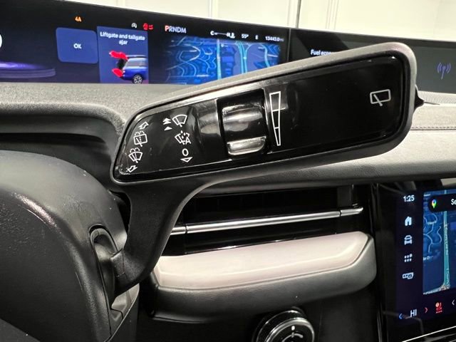 Used 2025 Lincoln Navigator L Reserve image 30