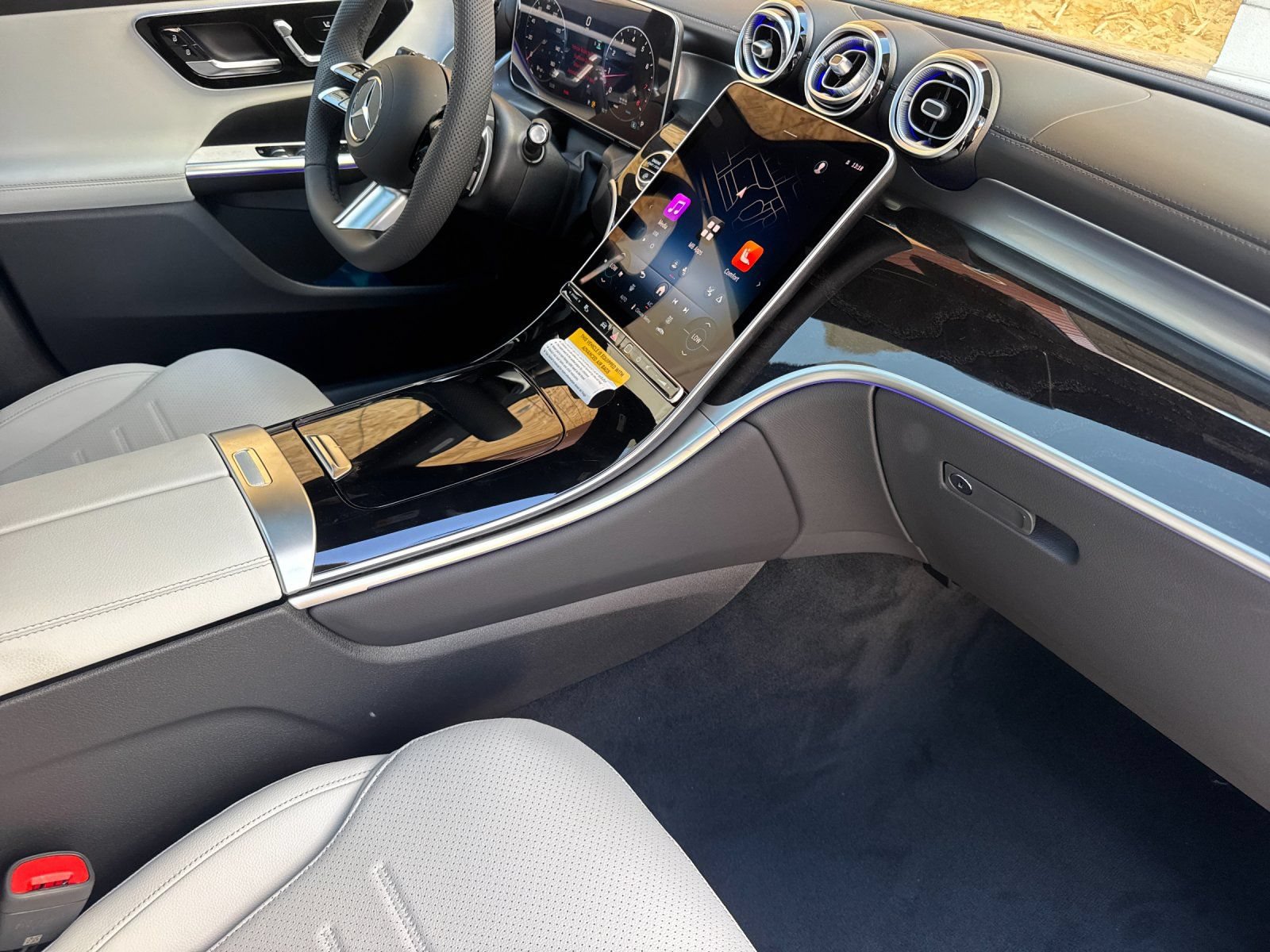 New 2027 Mercedes-Benz GLC 300 4MATIC image 15