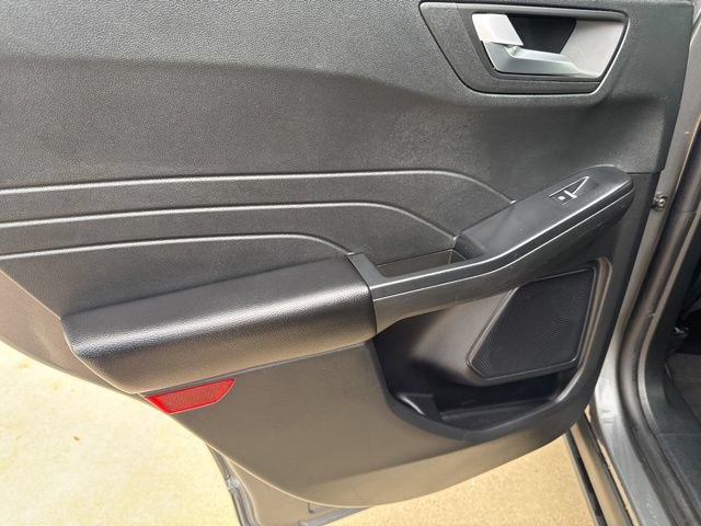 Used 2025 Ford Escape ST-Line FWD image 21