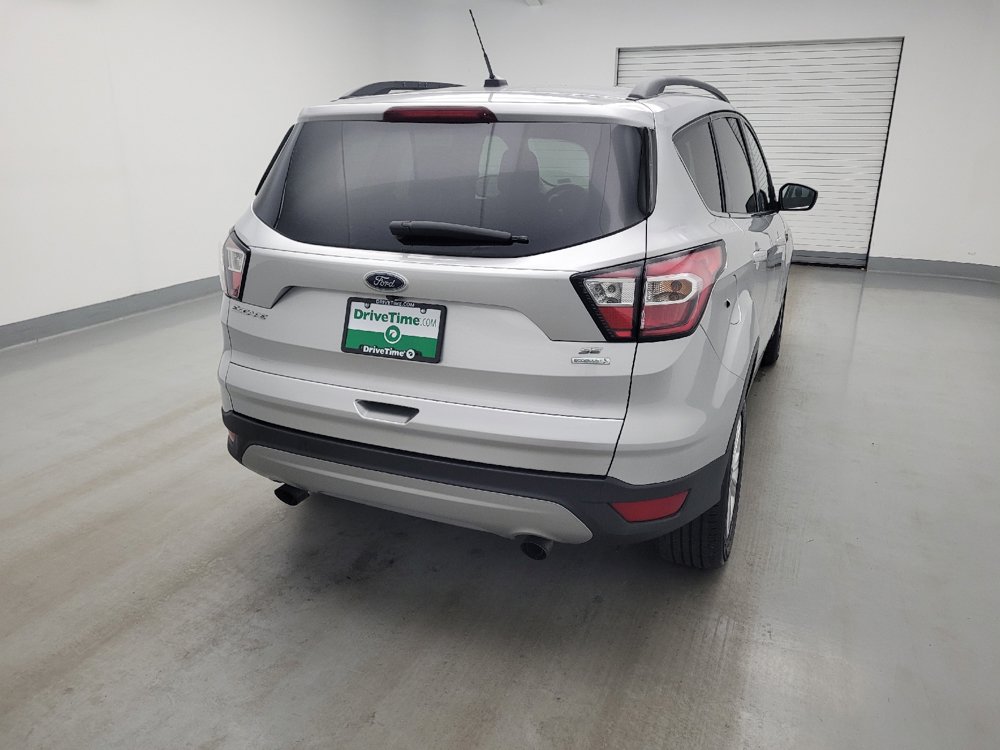 Used 2018 Ford Escape SE w/ Ford Safe & Smart Package FWD image 7
