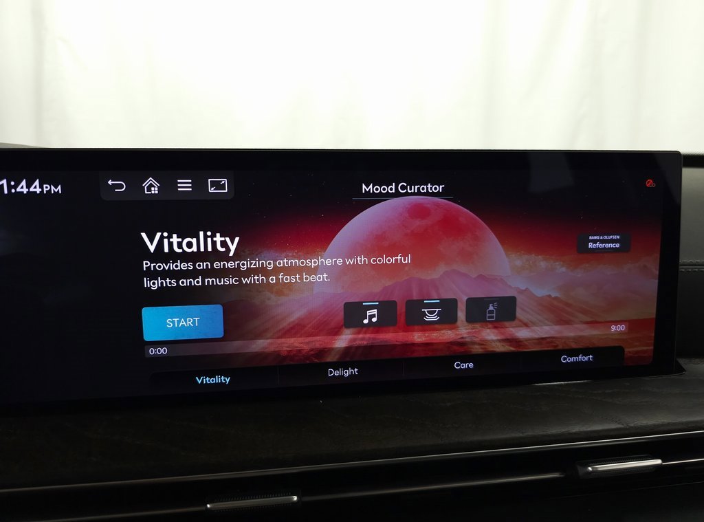 Used 2025 Genesis GV80 2.5T Prestige image 21