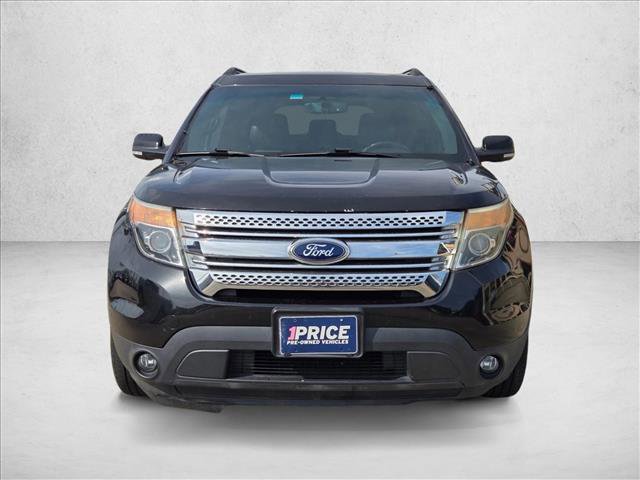 Used 2015 Ford Explorer XLT w/ Equipment Group 202B image 2
