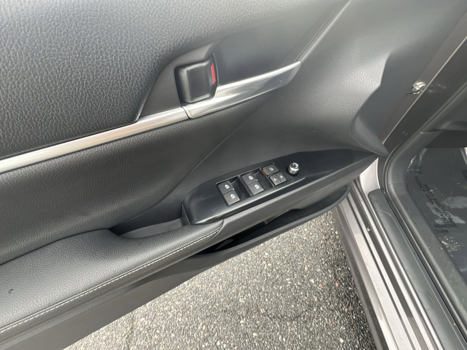 Used 2019 Toyota Camry XSE w/ Driver Assist Package image 15